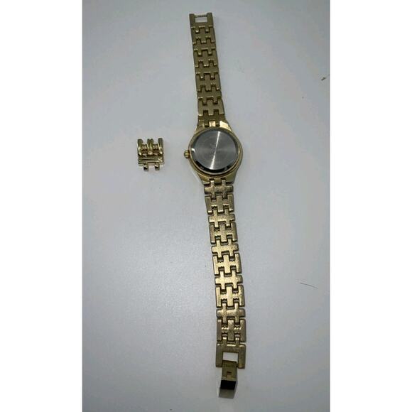 Vtg Pierre Cardin Watch ViVa Women Gold Tone - Picture 2 of 5